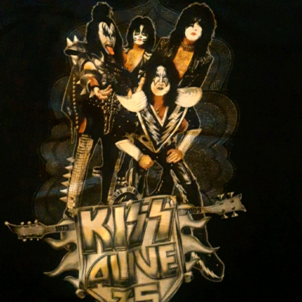 Kiss alive 35 years shirt